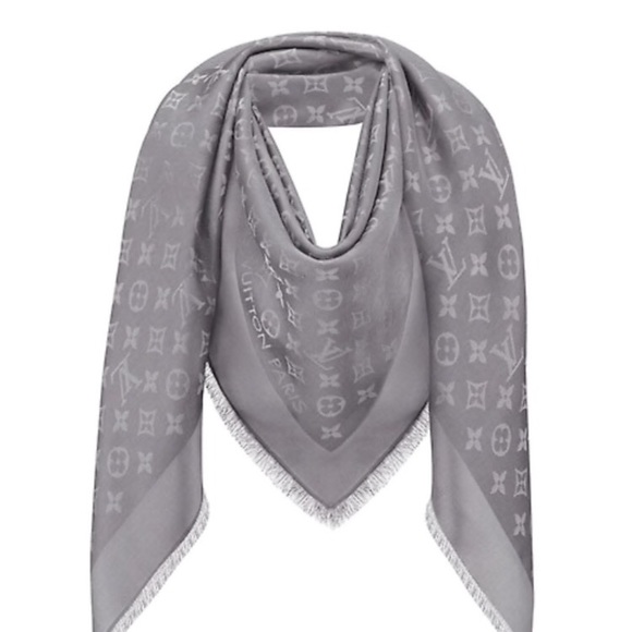 Louis Vuitton Monogram Shine Shawl - Picture 1 of 13